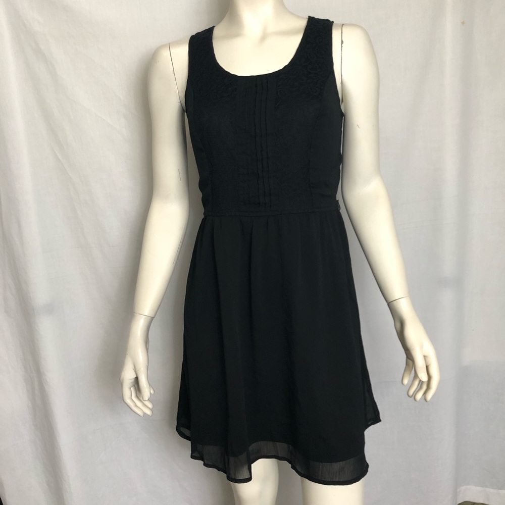 Target Xhilaration woman’s black midi dress size medium
